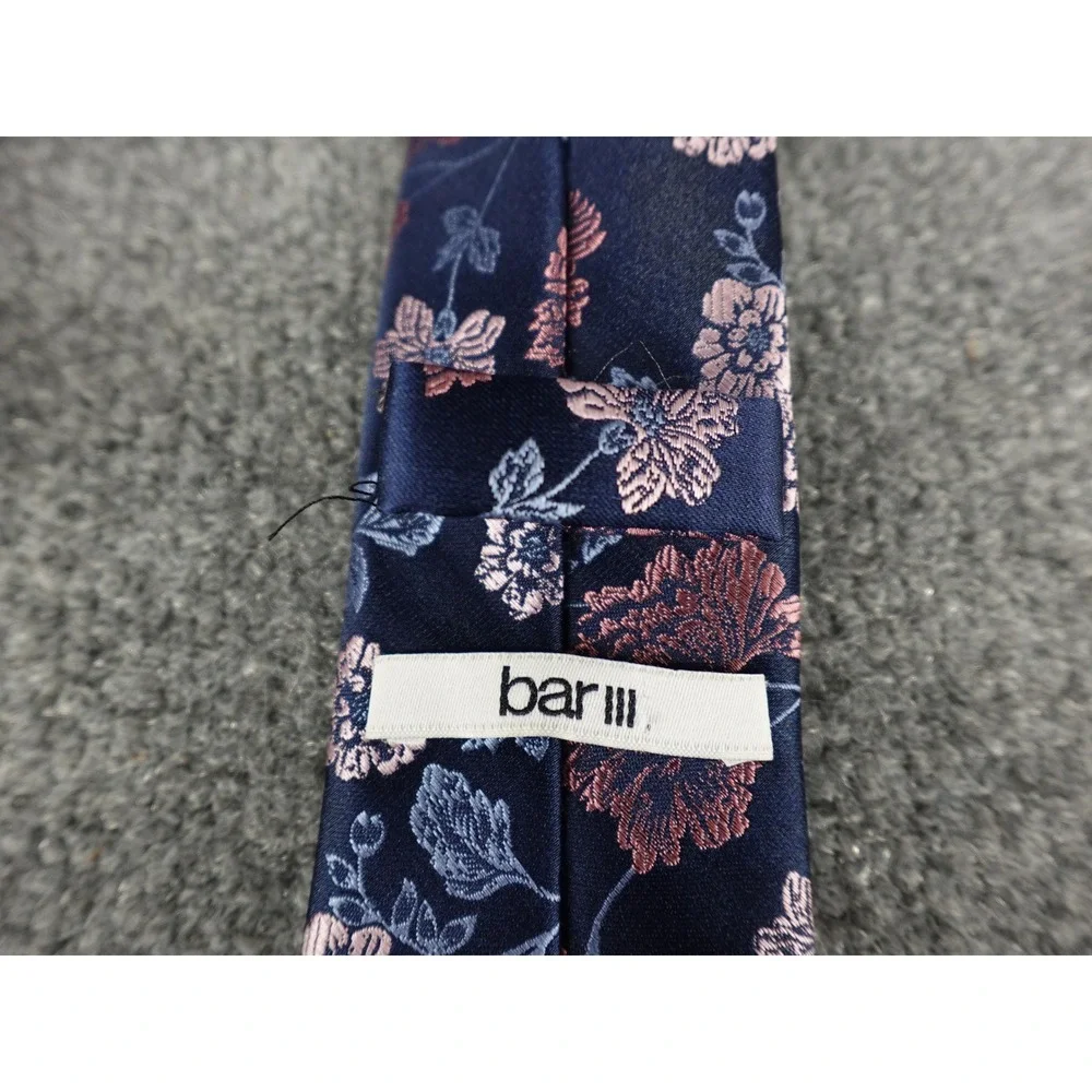 Bar III Necktie Mens OS Navy Blue Rose Floral Silk Blend‎ Slim 2.75
